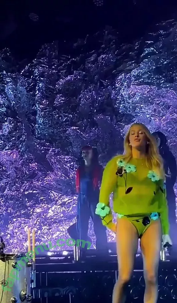 Ellie Goulding nude photo #0583 (elliegoulding / zarinamae)