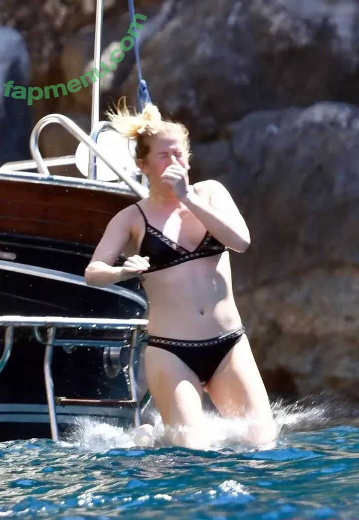 Ellie Goulding nude photo #0835 (elliegoulding / glovored)