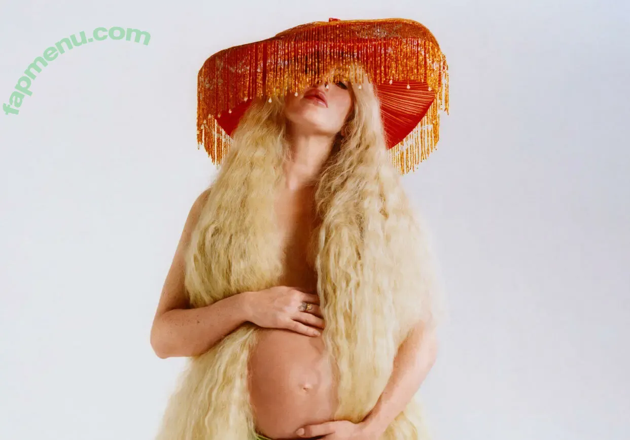 Ellie Goulding nude photo #0922 (elliegoulding / zarinamae)