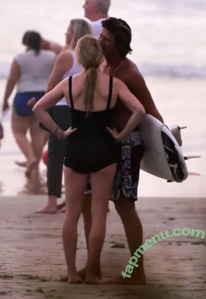 Ellie Goulding nude photo #0938 (elliegoulding / zarinamae)