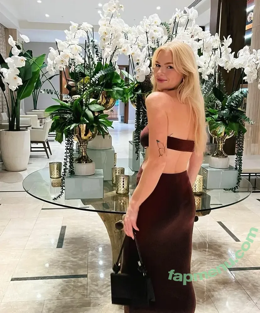 Ellie Lawson nude photo #0002 (ellielawson93 / sadie.lawson)