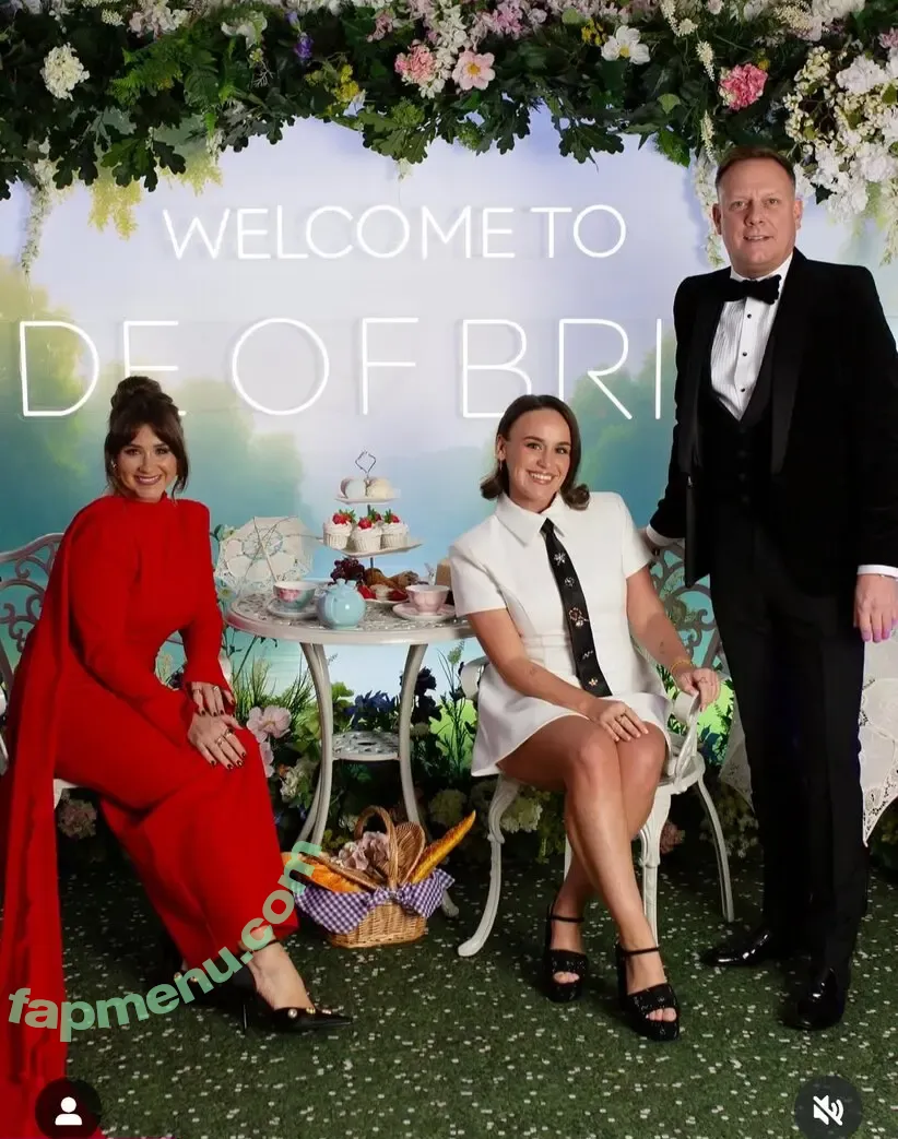 Ellie Leach nude photo #0054 (ellielouiseleach)