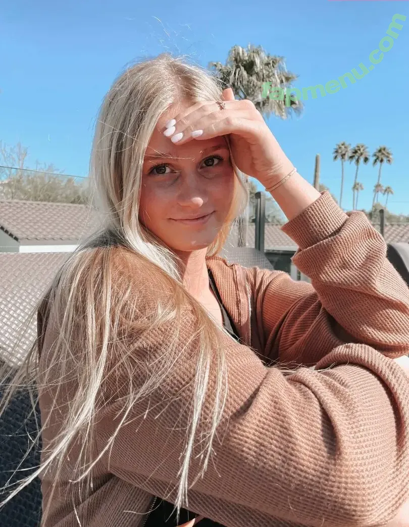 Ellie Lienemann nude photo #0029 (ellielienemann)