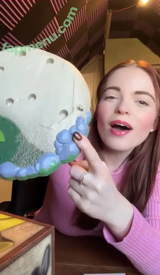 Ellie Littlechild nude photo #0105 (ellie.littlechild)