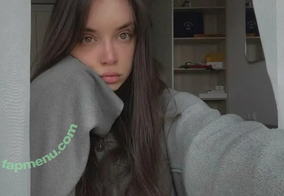 ellie.quincy nude photo #0017 (ellie.quincy)