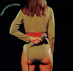 Ellie Rowsell / Wolf Alice / ellieciararowsell nude photo #0046