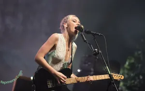 Ellie Rowsell / Wolf Alice / ellieciararowsell nude photo #0050