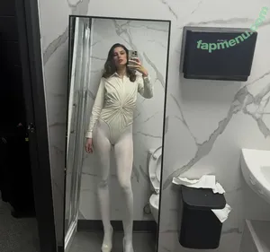 Ellie Rowsell / Wolf Alice / ellieciararowsell nude photo #0068