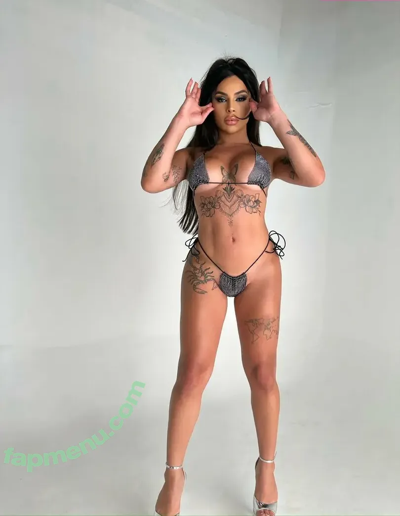 Ellie Saad nude photo #0005 (eliesaad25)