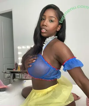 Ellie The Empress / Simp Chat / _ellietheempress_ / empresselliee / empressellievip nude photo #0057