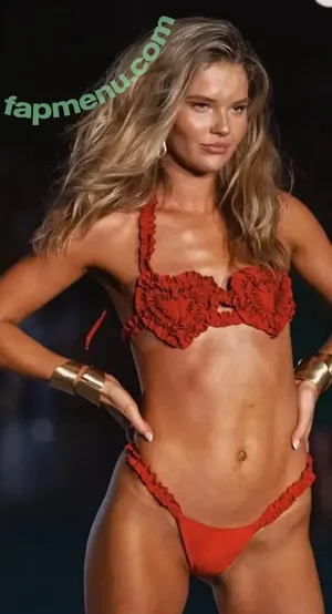 Ellie Thumann / elliethumann nude photo #0202