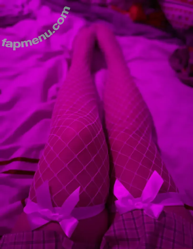 Ellie59801 nude photo #0713 (Ellie59801)