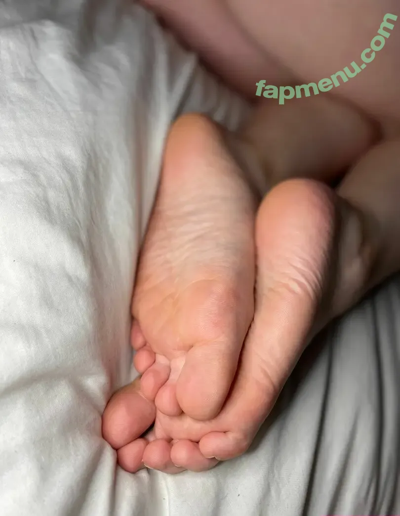 Ellie59801 nude photo #0998 (Ellie59801)