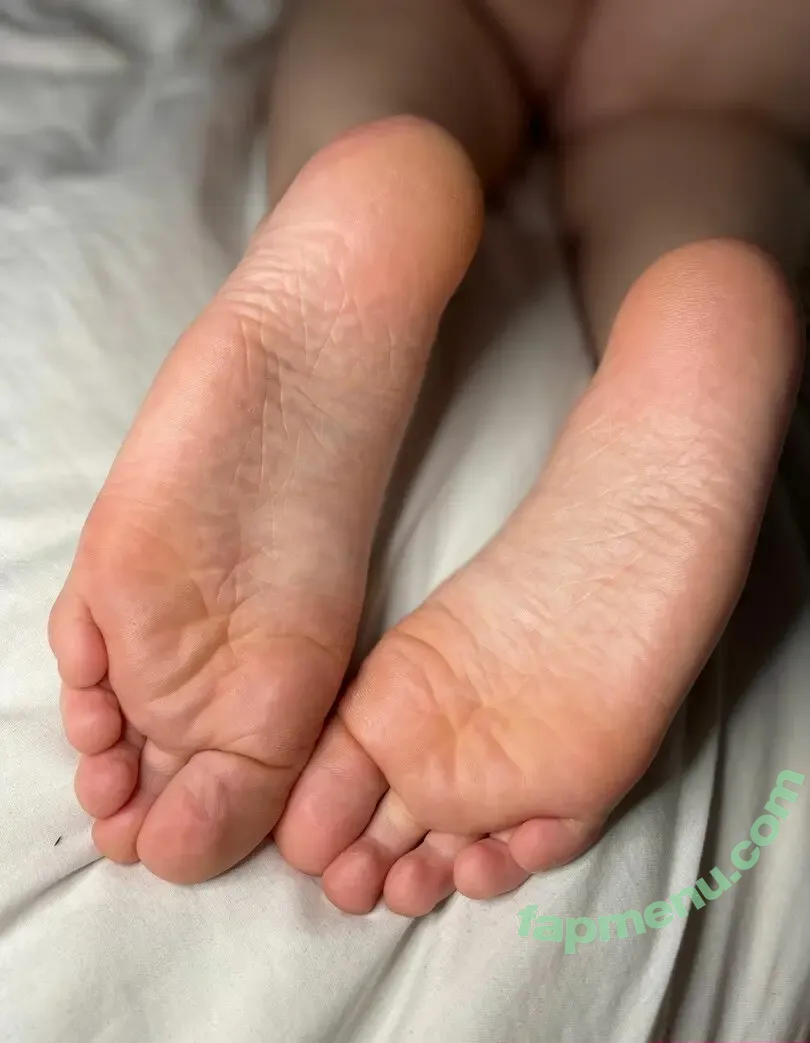 Ellie59801 nude photo #1001 (Ellie59801)