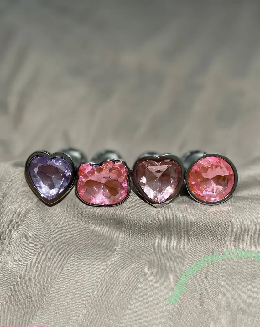 Ellie59801 nude photo #1183 (Ellie59801)