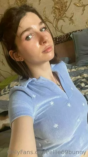 Ellie69bunny / Turbulent_Ad9733 / elliebunny132 nude photo #0131