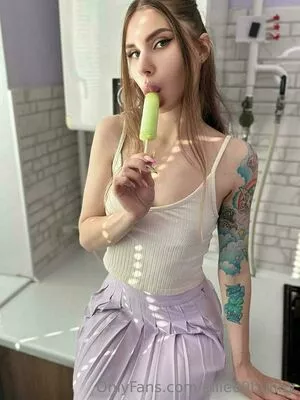 Ellie69bunny / Turbulent_Ad9733 / elliebunny132 nude photo #0206