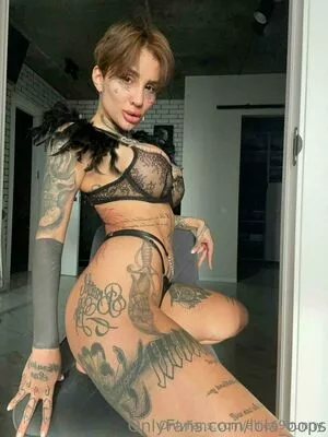 Ellie69bunny / Turbulent_Ad9733 / elliebunny132 nude photo #0284