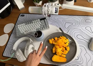 Ellie69bunny / Turbulent_Ad9733 / elliebunny132 nude photo #1003