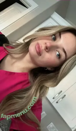 ellieanderson / ellieanderphd nude photo #0223