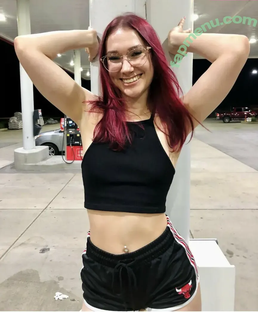 Ellieee.Summer nude photo #0008 (ellieeesummer)