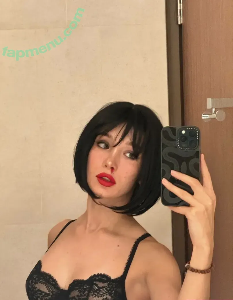 ellieleen nude photo #1954 (ellieleen1 / itsnoteliieleen)