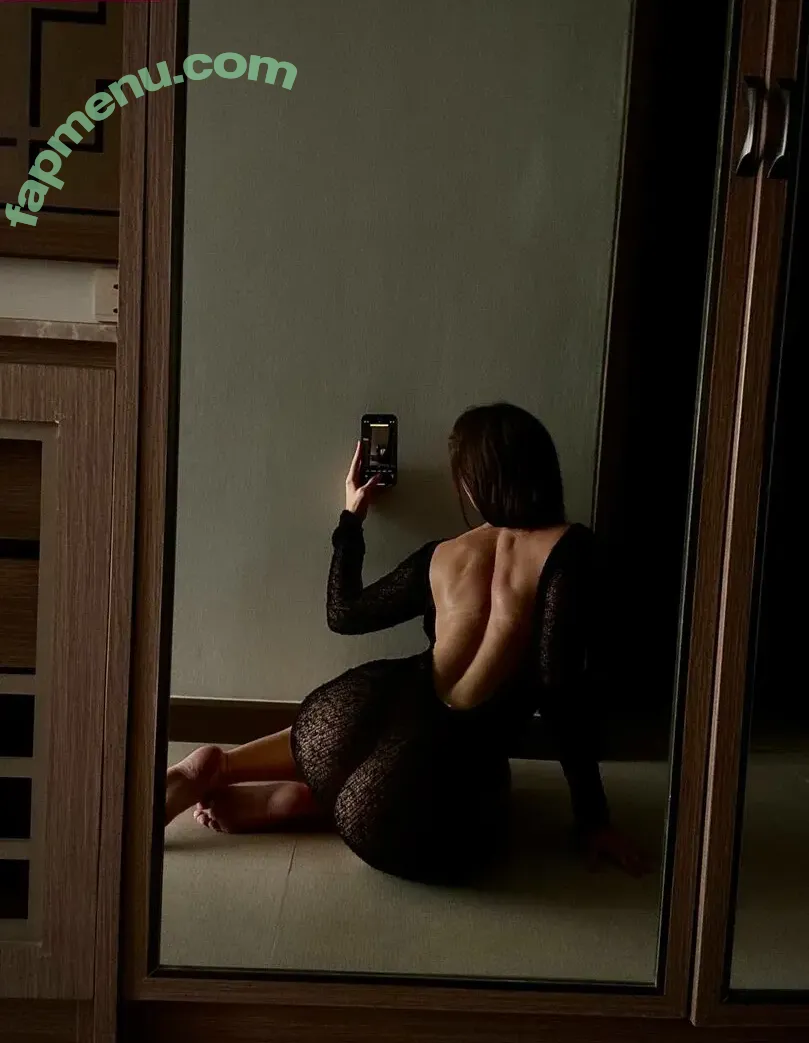 ellieleen nude photo #1997 (ellieleen1 / itsnoteliieleen)