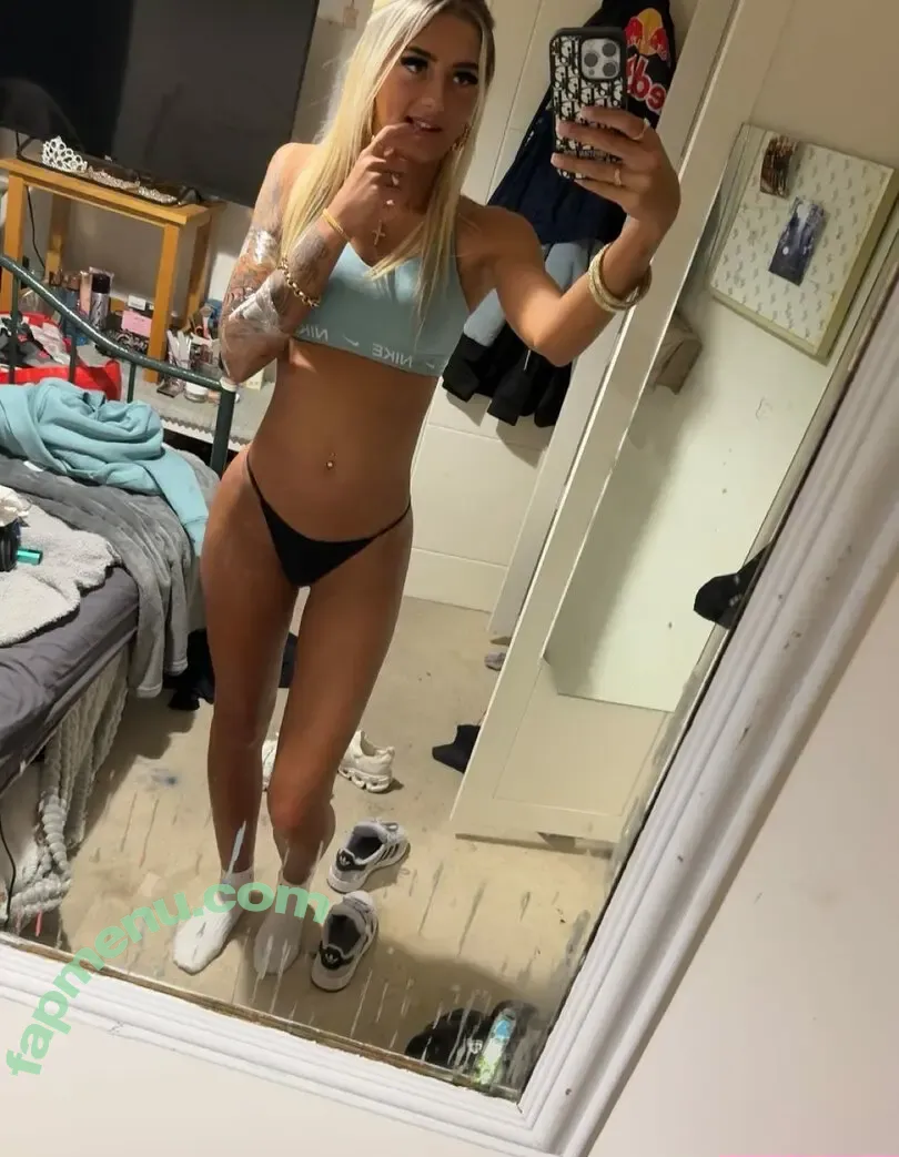 elliemaixo nude photo #0025 (homeworkhunniez)