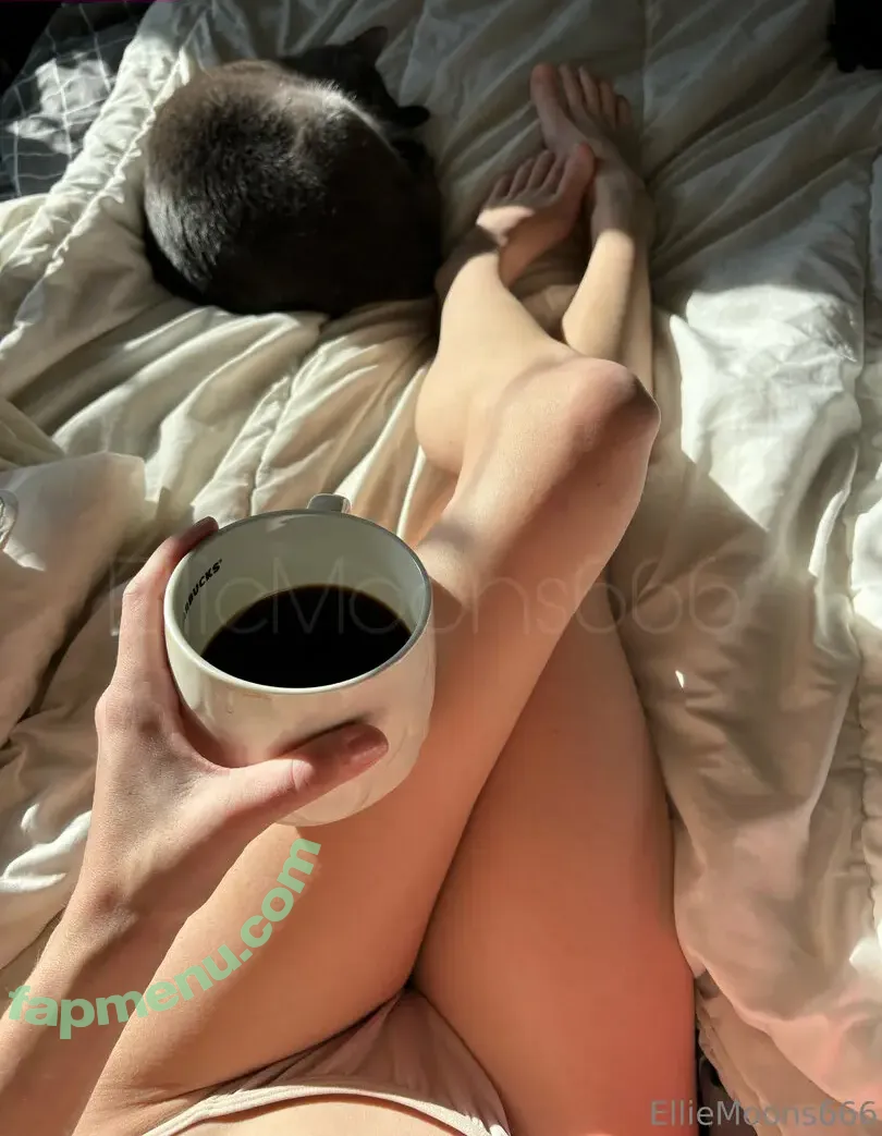 elliemoons999 nude photo #0002 (thisiselliemoon)