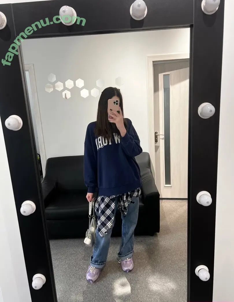 ellieone nude photo #0006 (ellieonellie)