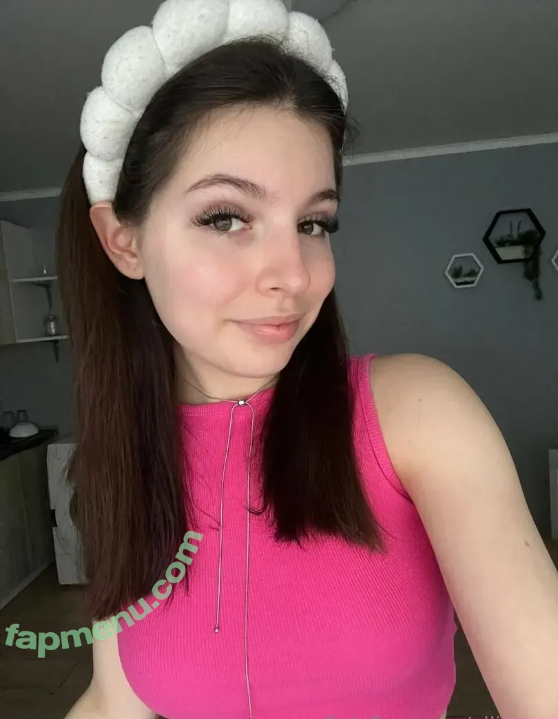 ellieone nude photo #0010 (ellieonellie)