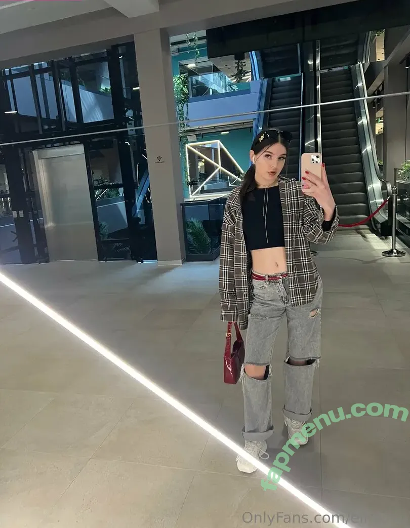 ellieone nude photo #0011 (ellieonellie)