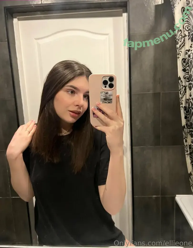 ellieone nude photo #0020 (ellieonellie)