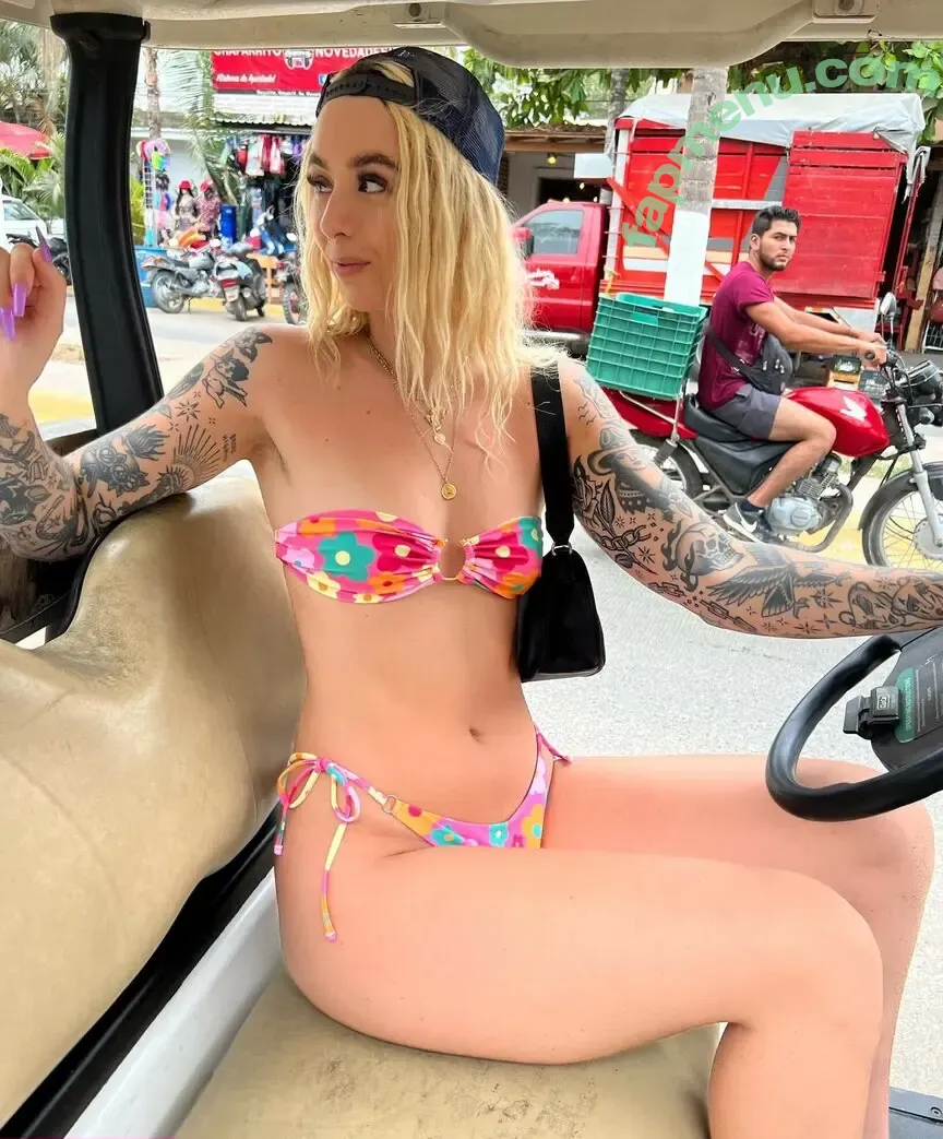 Ellieridgerealtor nude photo #0017 (Ellie Ridge)