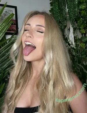 Ellierose Kelly / ellierose.kelly / ellierosek nude photo #0001