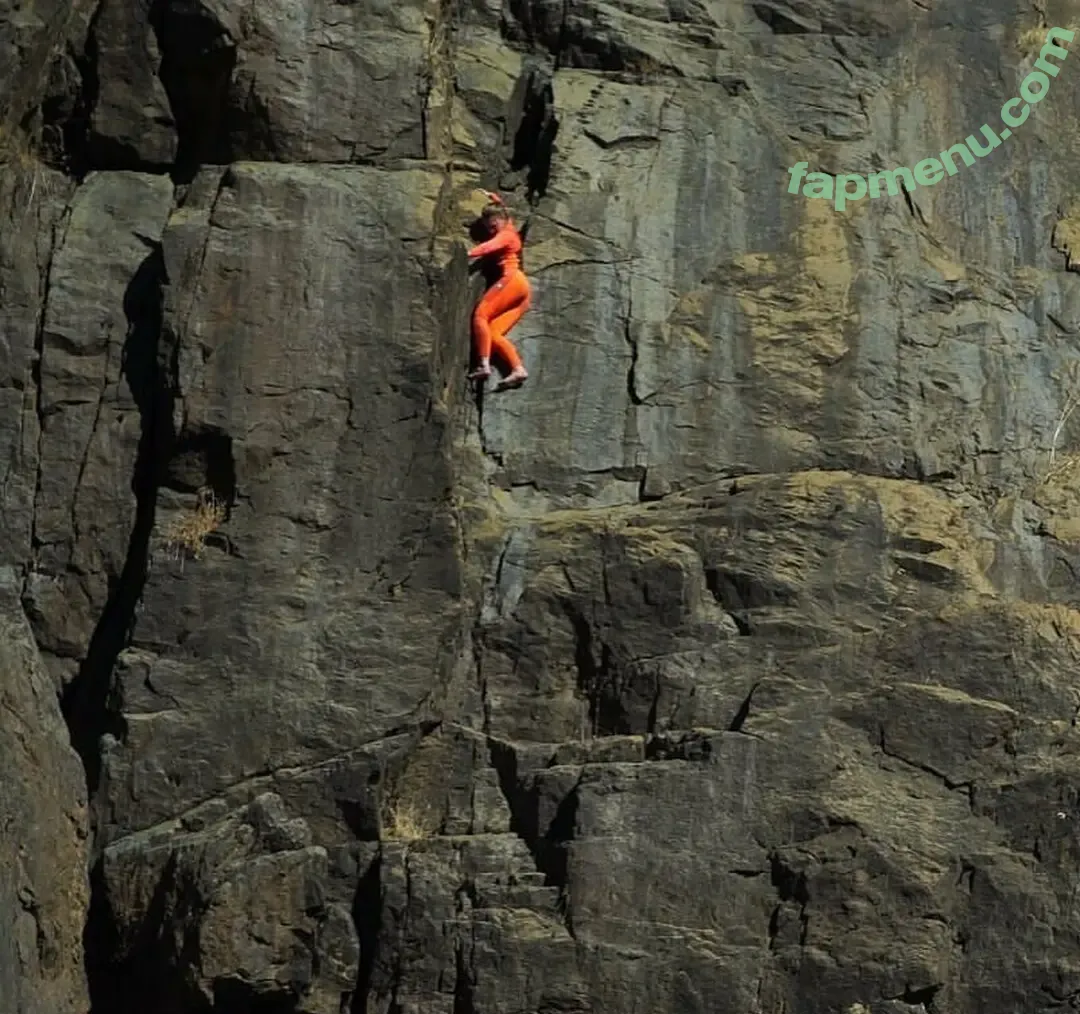 elliesmart nude photo #0012 (ellietsmart)