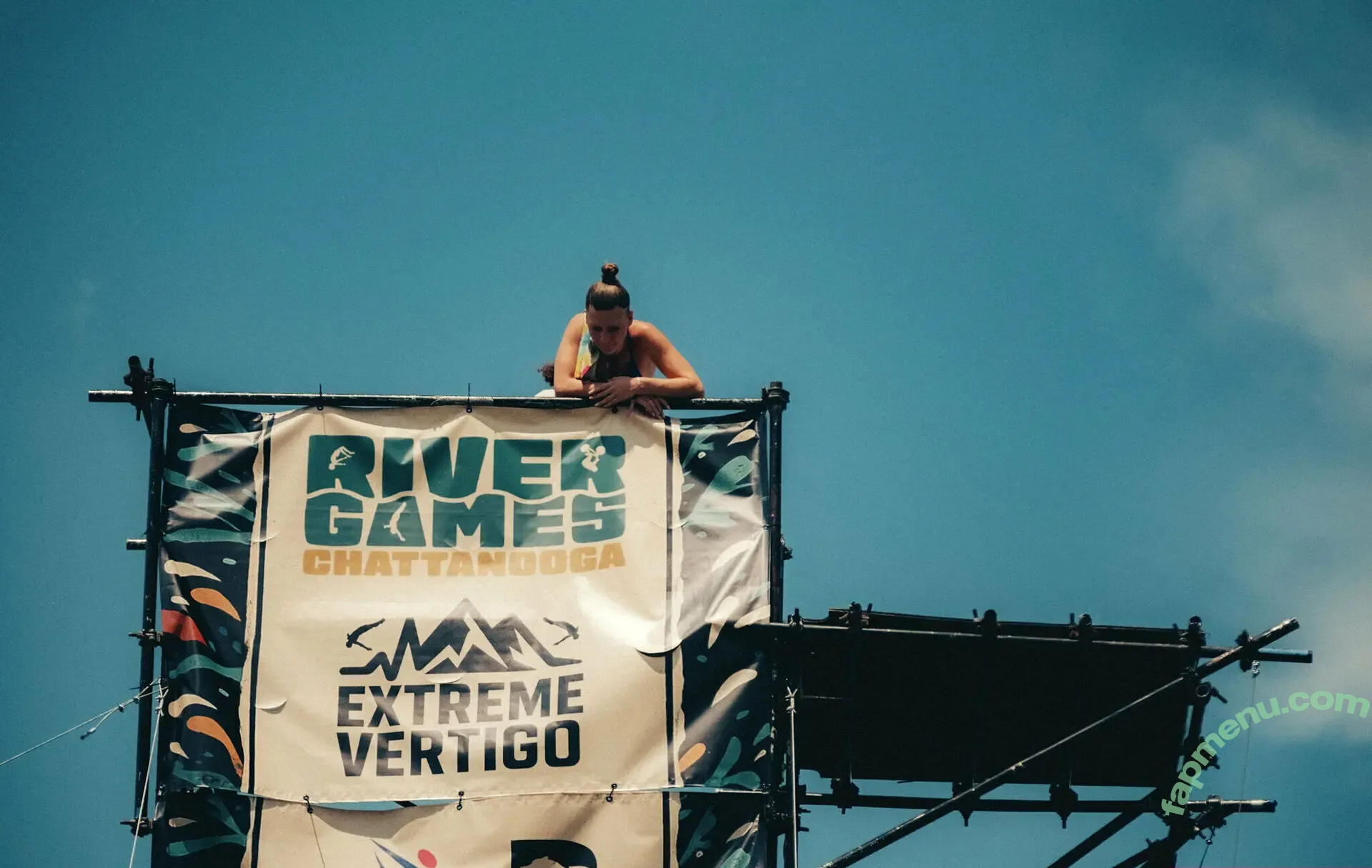 elliesmart nude photo #0039 (ellietsmart)