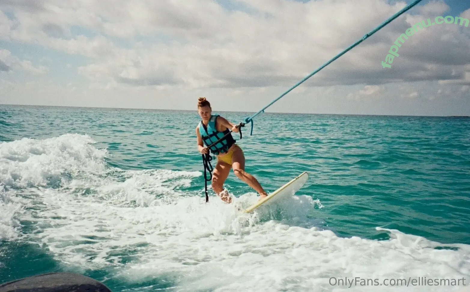 elliesmart nude photo #0041 (ellietsmart)