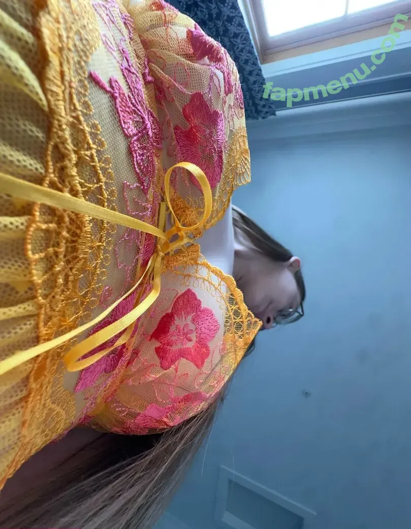 elliesolegoddess nude photo #0054 (elliesolegoddess)