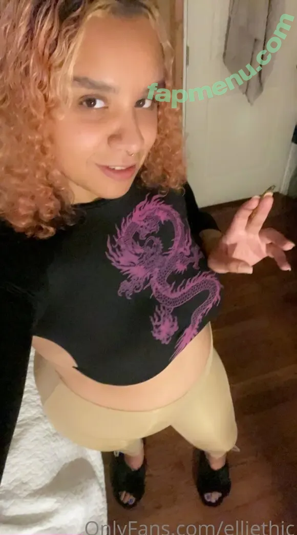 elliethic nude photo #0002 (elliethick)