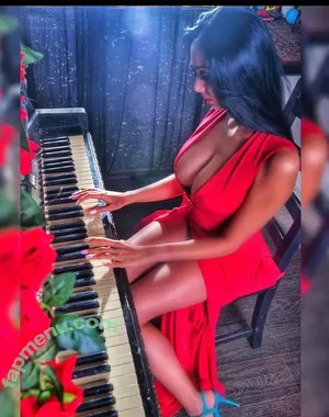 Ellina Bandeeva / ellinabandeevamodel nude photo #0075