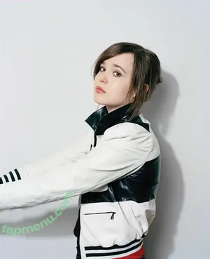 Elliot Page / elliotpage / formerly Ellen Page nude photo #0009