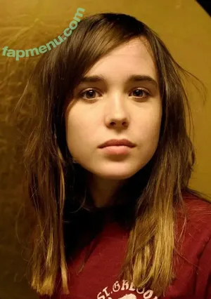 Elliot Page / elliotpage / formerly Ellen Page nude photo #0018