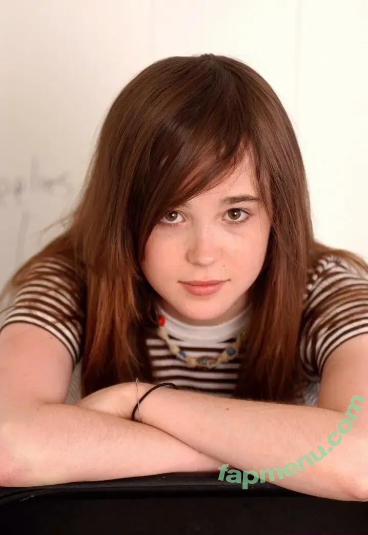 Elliot Page nude photo #0023 (elliotpage / formerly Ellen Page)