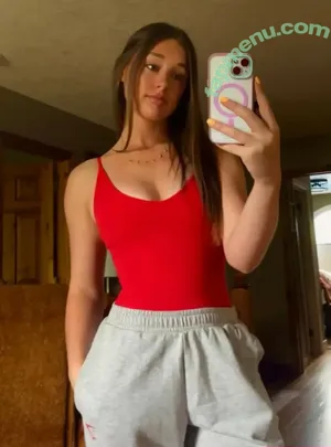 Elloyd535 / emily___xo / emily__lloyd / emilyy__lloydd nude photo #0001