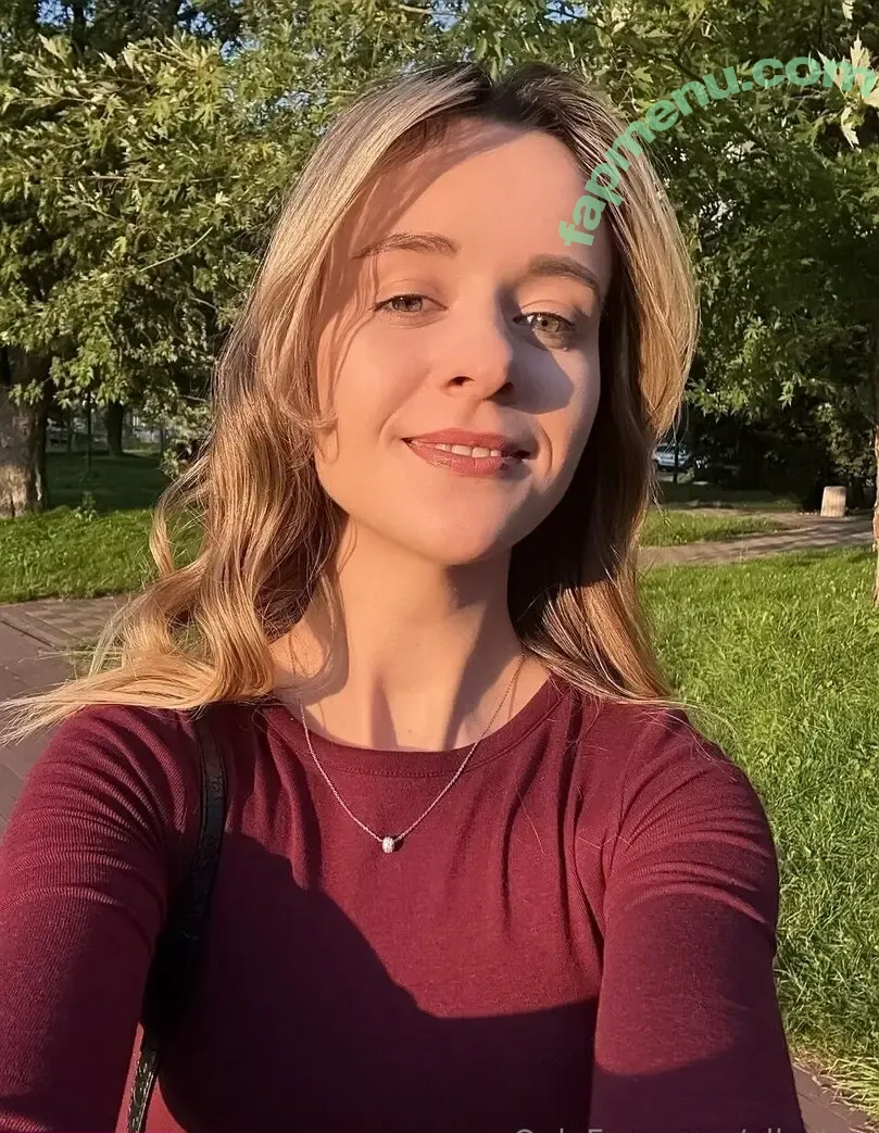 elly_luv nude photo #0012 (ellyluv)