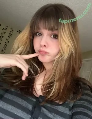  nude photo #0005