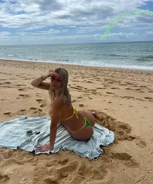 ellyy.ann / ellie_ann / elly / elly.ann nude photo #0241