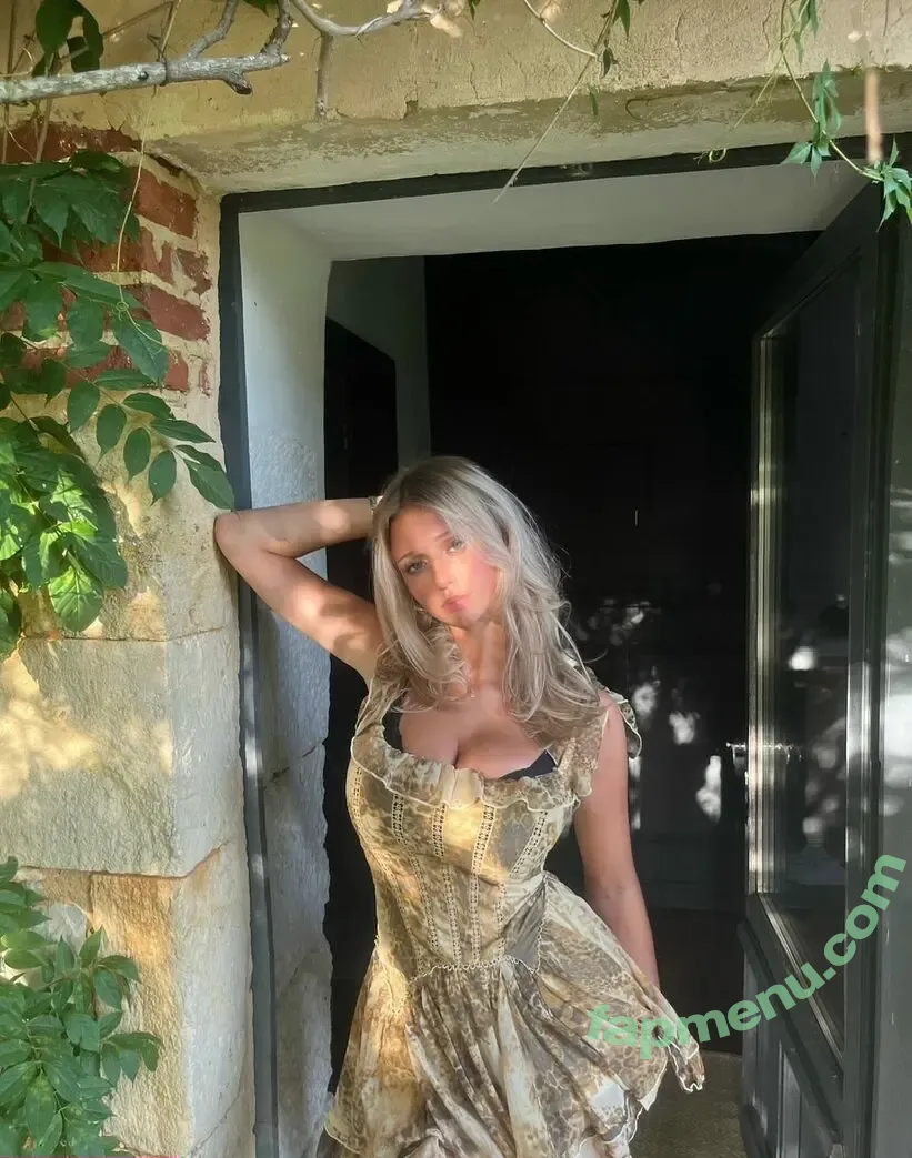 ellyy.ann nude photo #0255 (ellie_ann / elly / elly.ann)