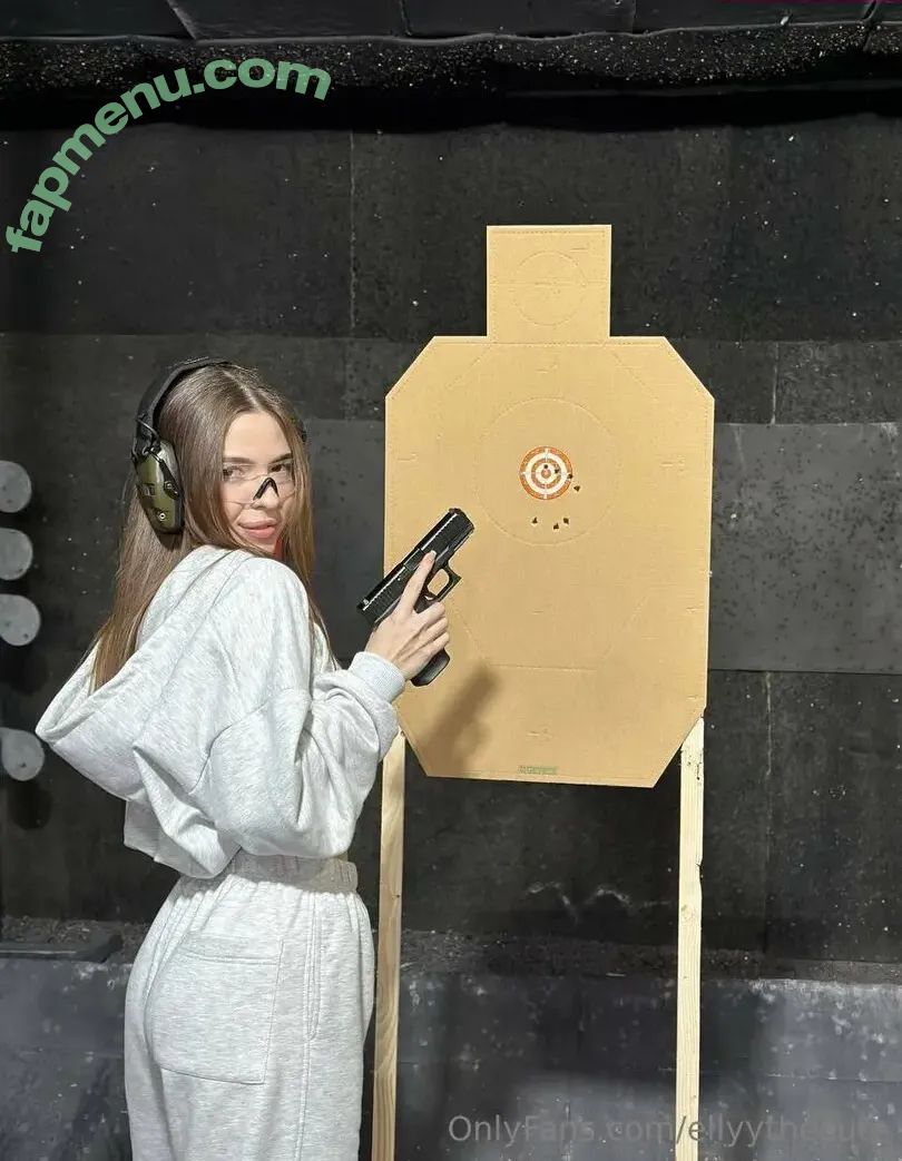 ellyythecute nude photo #0004 (ellyc603)